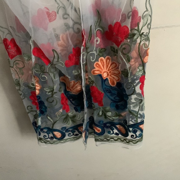 Flowered kimono/swimsuits cover up - Picture 3 of 3